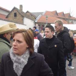 2005: 5.2.: Rot-Wei-Ball in der Wagenhalle Griesheim / 6.2. Umzug in Bttelborn