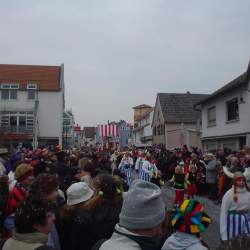 2005: 5.2.: Rot-Wei-Ball in der Wagenhalle Griesheim / 6.2. Umzug in Bttelborn