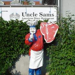 2005, 1.8.: Riesenburger bei Uncle Sams Diner in Heppenheim