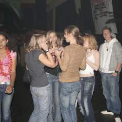 2005, 15.10.: Beachparty in der Wagenhalle Griesheim