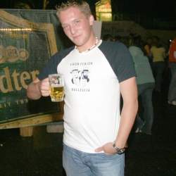 2005, 15.10.: Beachparty in der Wagenhalle Griesheim