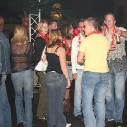 2005, 15.10.: Beachparty in der Wagenhalle Griesheim