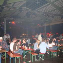 2005, 15.10.: Beachparty in der Wagenhalle Griesheim