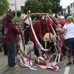 Kerb 2008 in Griesheim: Baumstellen am Donauschwabenhof