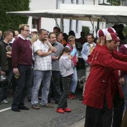 Kerb 2008 in Griesheim: Baumstellen am Donauschwabenhof