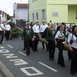 Kerb 2008 in Griesheim: Baumstellen am Donauschwabenhof